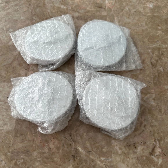 Gloss Chrome 2014-2021 For Suburban Tahoe Wheel Center Hub Caps 83mm - Picture 3 of 5